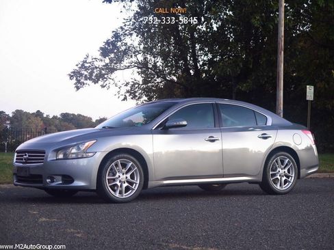 Used 2009 Nissan Maxima 3.5 SV image 1