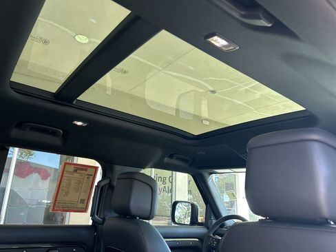 Used 2023 Land Rover Defender 110 Carpathian Edition image 36