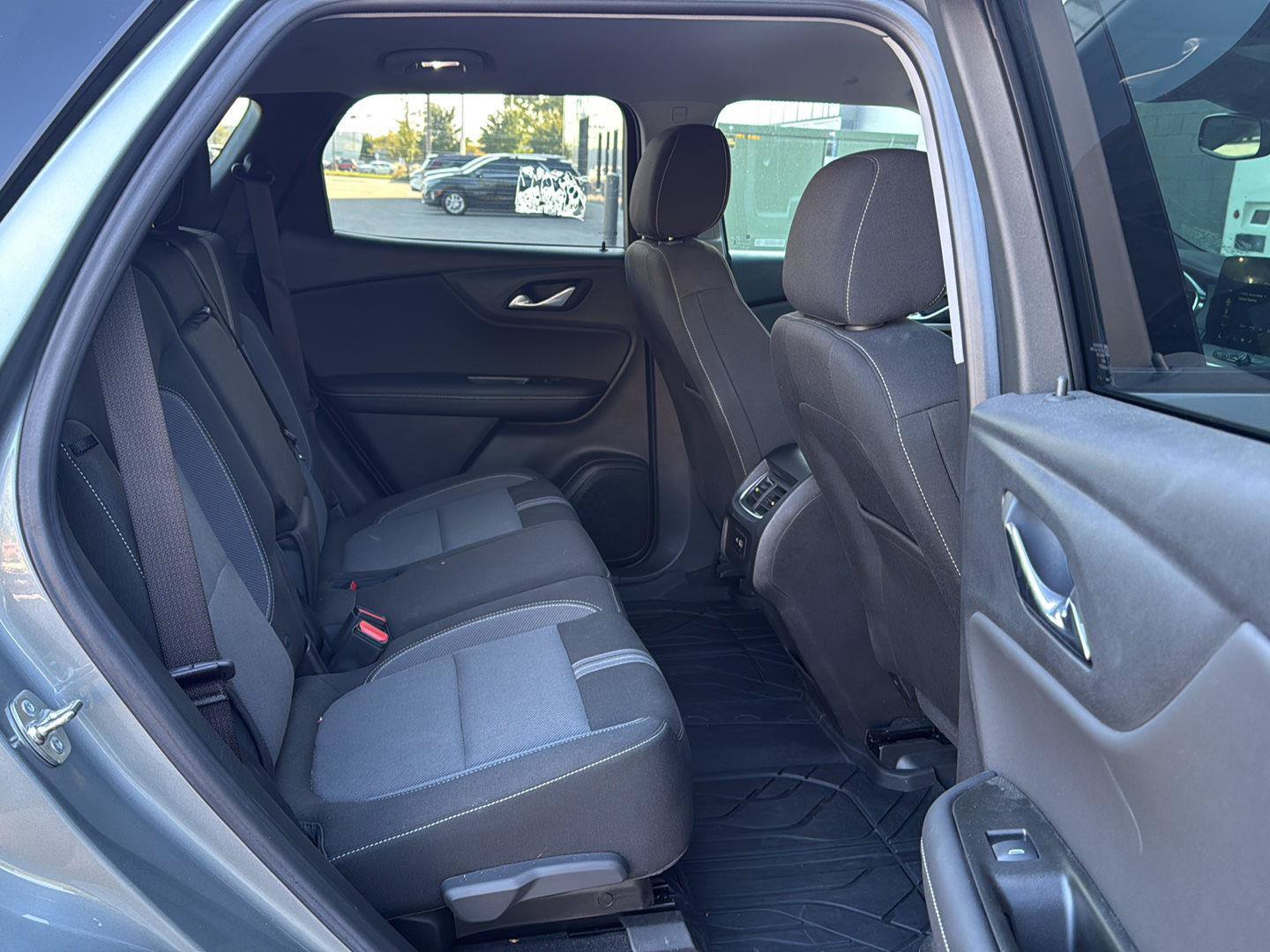Used 2024 Chevrolet Blazer LT w/ Convenience Package FWD image 11