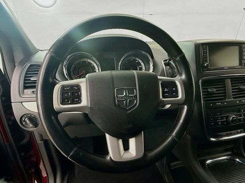 Used 2020 Dodge Grand Caravan GT image 11