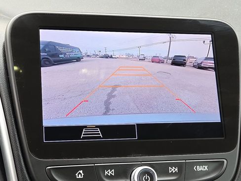 Used 2024 Chevrolet Malibu LT image 19