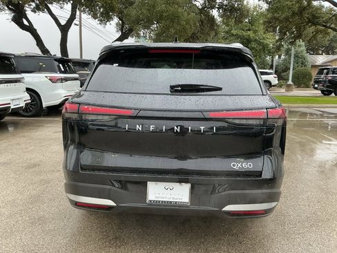 New 2026 INFINITI QX60 Luxe image 4