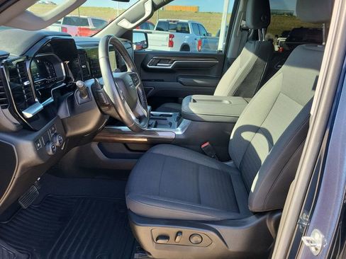 Used 2022 Chevrolet Silverado 1500 RST image 19