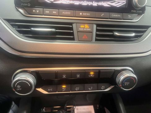 Used 2024 Nissan Altima 2.5 SR image 20