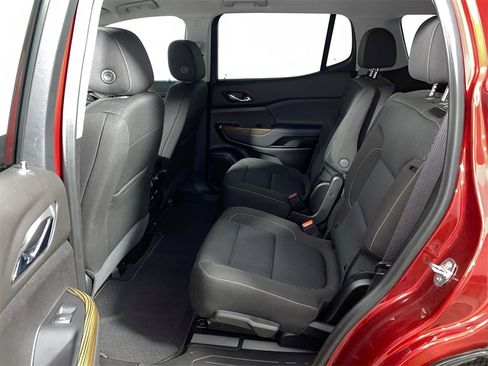 Certified 2023 GMC Acadia SLE w/ Driver Convenience Package image 21