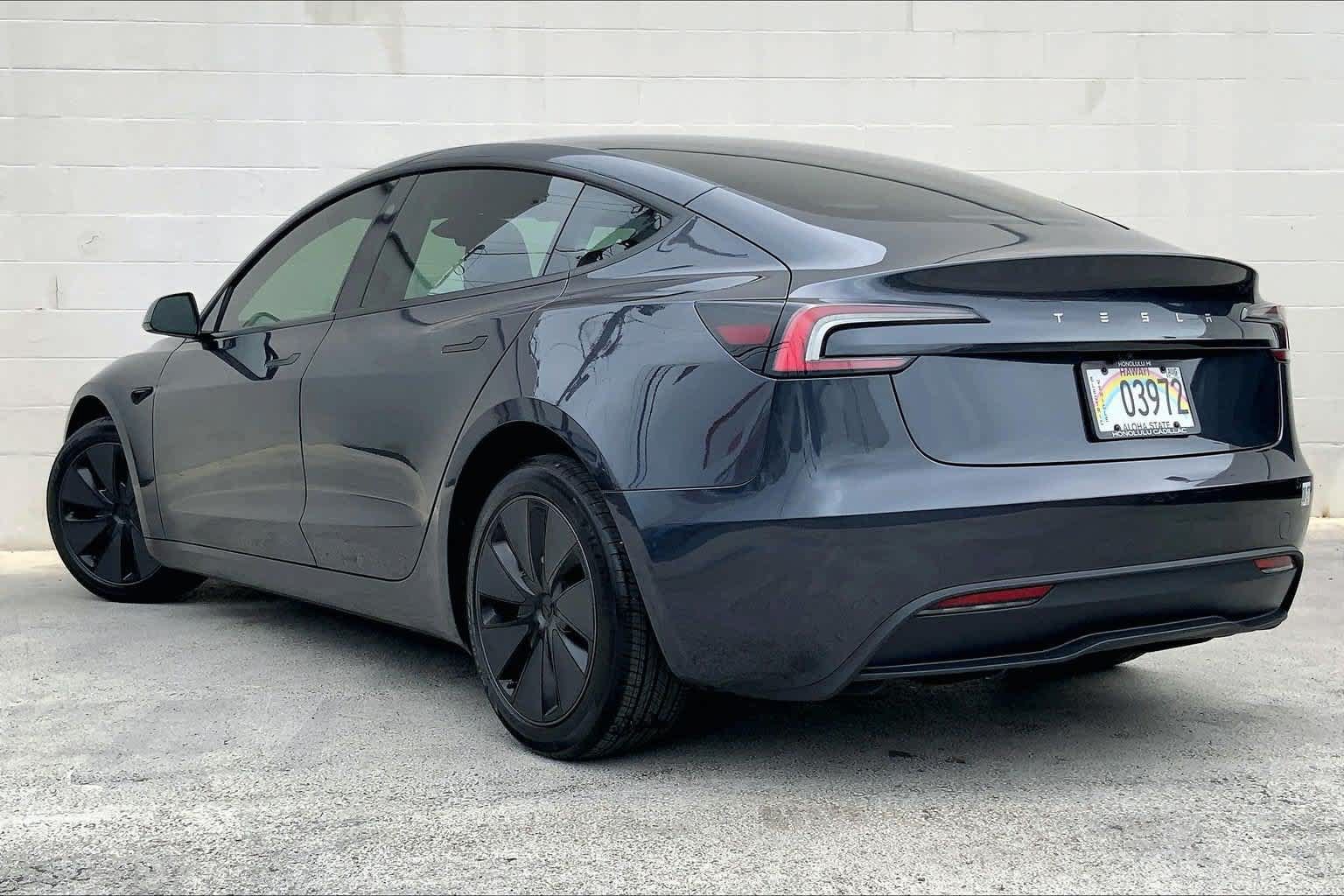 Used 2025 Tesla Model 3 RWD image 4