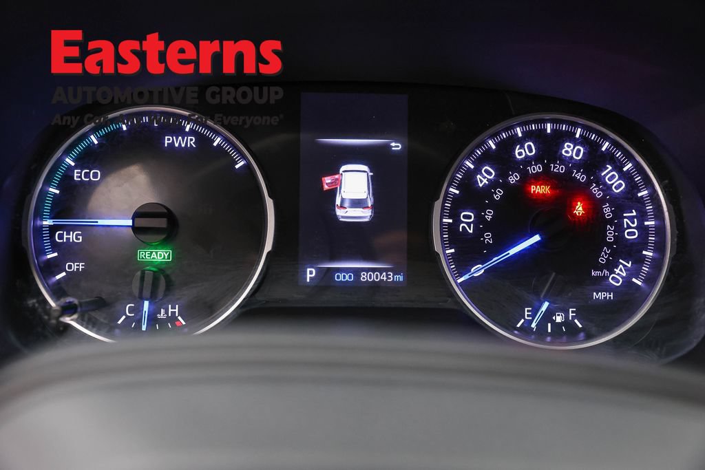 Used 2022 Toyota RAV4 LE AWD/4WD image 19