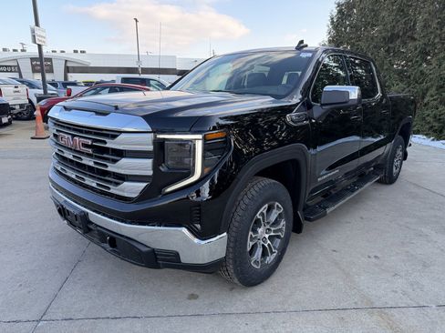 New 2026 GMC Sierra 1500 SLE image 7