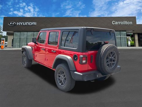 Used 2025 Jeep Wrangler Unlimited Sport AWD/4WD image 7