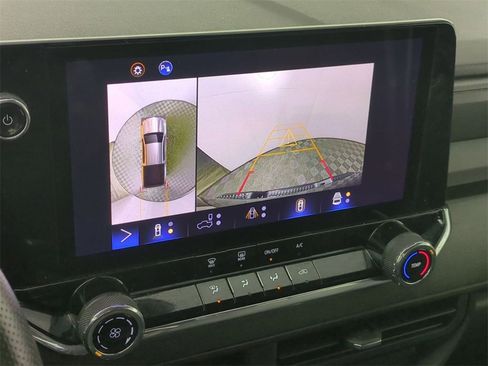 Certified 2023 Chevrolet Colorado Trail Boss w/ Technology Package image 15