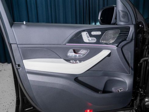 New 2026 Mercedes-Benz GLE 580 4MATIC image 12