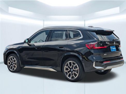 New 2026 BMW X1 xDrive28i w/ Convenience Package AWD/4WD image 3