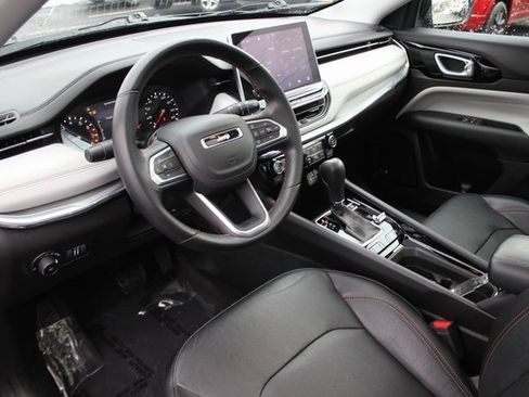 Used 2022 Jeep Compass Limited w/ Sun and Sound Group image 3