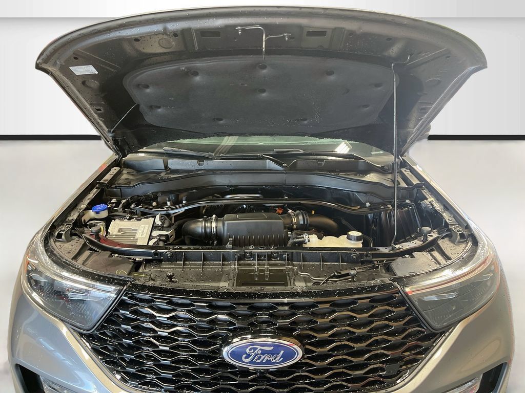 Used 2024 Ford Explorer ST w/ Equipment Group 401A AWD/4WD image 33
