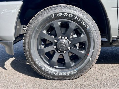 New 2026 RAM 2500 Laramie AWD/4WD image 8