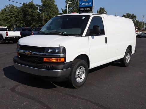 New 2025 Chevrolet Express 2500 w/ Driver Convenience Package RWD image 23