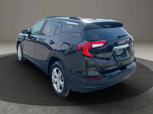 Used 2022 GMC Terrain SLE w/ Driver Convenience Package AWD/4WD image 5