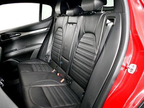 Used 2019 Alfa Romeo Stelvio Ti Sport w/ Quick Order Package 22S Sport image 36