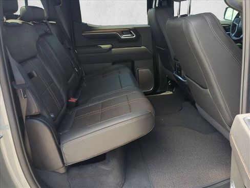 Used 2025 Chevrolet Silverado 1500 High Country AWD/4WD image 19