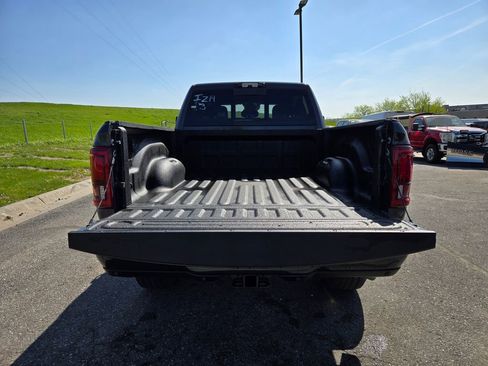 New 2026 RAM 2500 Big Horn AWD/4WD image 28