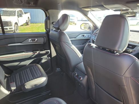 New 2026 Ford Explorer ST-Line image 29