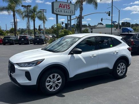 Used 2025 Ford Escape Active AWD/4WD image 1