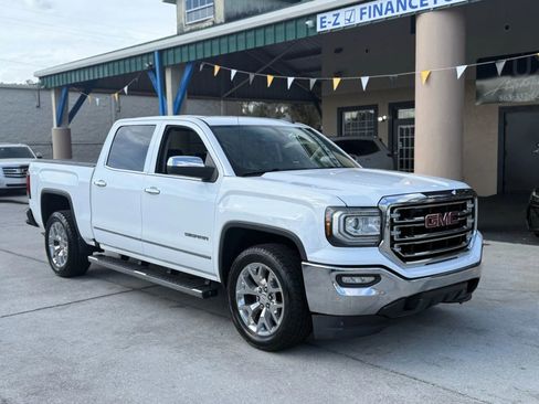 Used 2018 GMC Sierra 1500 SLT w/ SLT Premium Package image 3