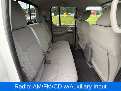 Used 2018 Nissan Frontier SV AWD/4WD image 17