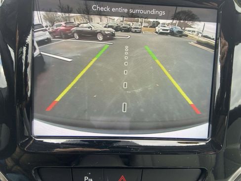 Used 2020 Jeep Cherokee Limited image 27