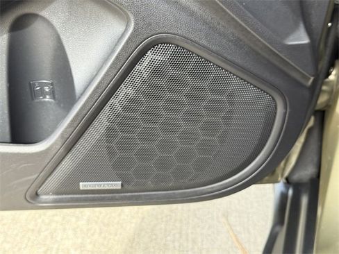 Used 2023 Subaru Outback Touring image 16