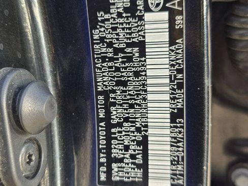 Used 2015 Toyota Corolla LE FWD image 57