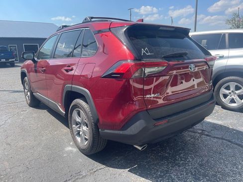 Used 2024 Toyota RAV4 XLE w/ Convenience Package AWD/4WD image 3