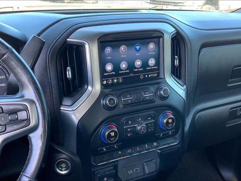 Used 2019 Chevrolet Silverado 1500 LT w/ Texas Edition image 6