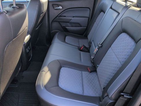 Used 2021 Chevrolet Colorado Z71 w/ Z71 Midnight Edition image 15