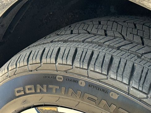 Used 2026 Chevrolet Traverse High Country w/ LPO, Floor Liner Package AWD/4WD image 11