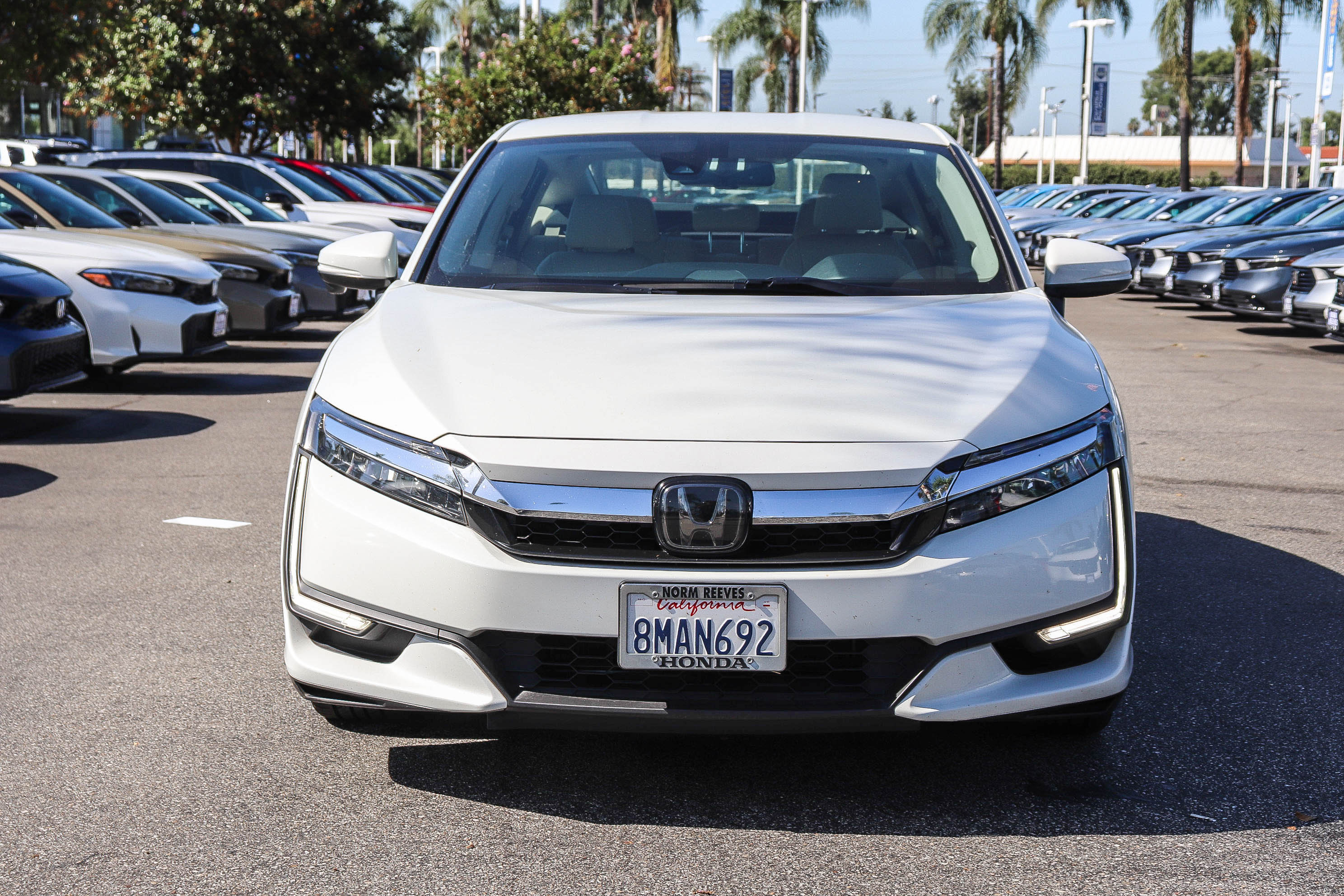 Used 2019 Honda Clarity Plug-In Hybrid image 2