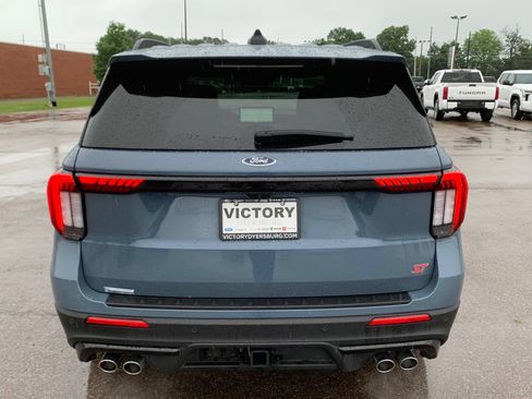 Used 2025 Ford Explorer ST w/ Sun And Sound Package AWD/4WD image 7