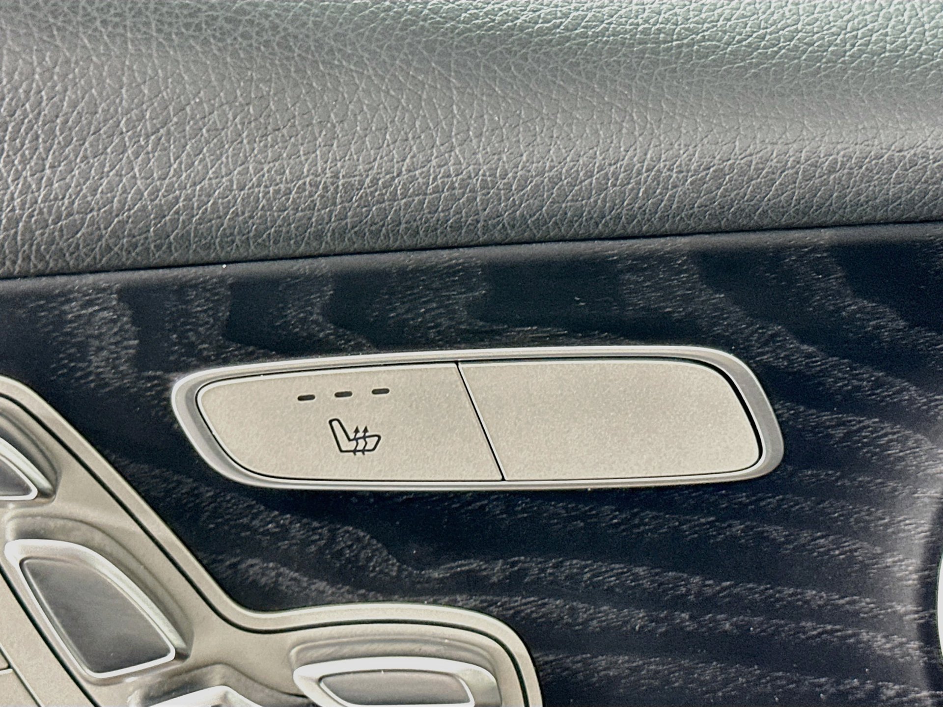 Used 2021 Mercedes-Benz E 450 4MATIC Sedan image 22