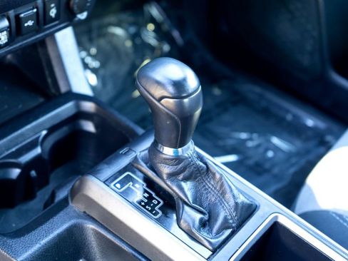 Used 2021 Toyota Tacoma TRD Sport image 16