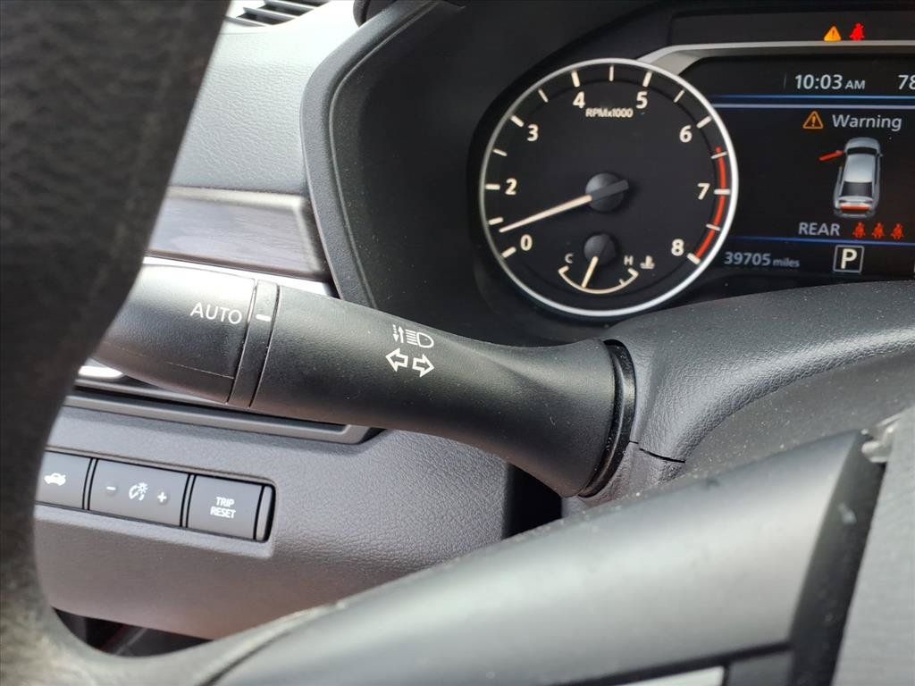 Used 2025 Nissan Altima 2.5 SV FWD image 18