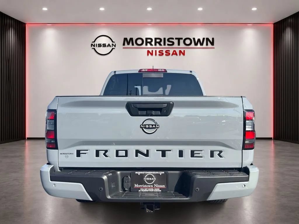 Used 2026 Nissan Frontier SV w/ All-Weather Content Package RWD image 4
