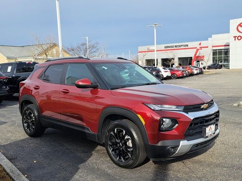 Used 2023 Chevrolet TrailBlazer LT image 4