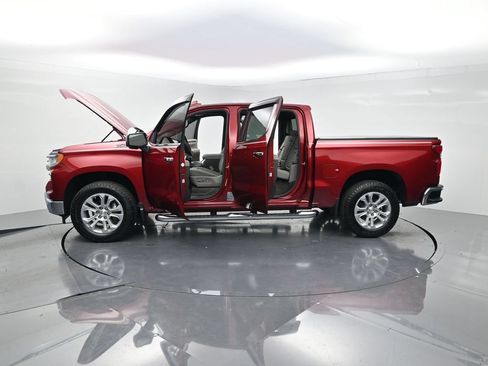 Used 2026 Chevrolet Silverado 1500 LTZ w/ LTZ Premium Package AWD/4WD image 31