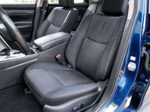 Used 2018 Nissan Altima 2.5 SR FWD image 6