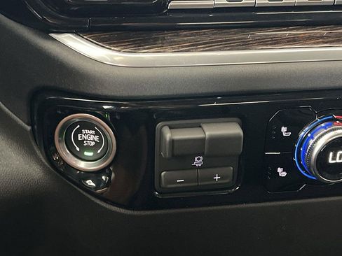 New 2026 GMC Sierra 1500 Elevation image 20