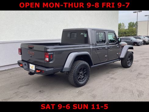 Used 2021 Jeep Gladiator Mojave image 3