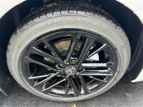 Used 2026 Toyota Camry SE image 12