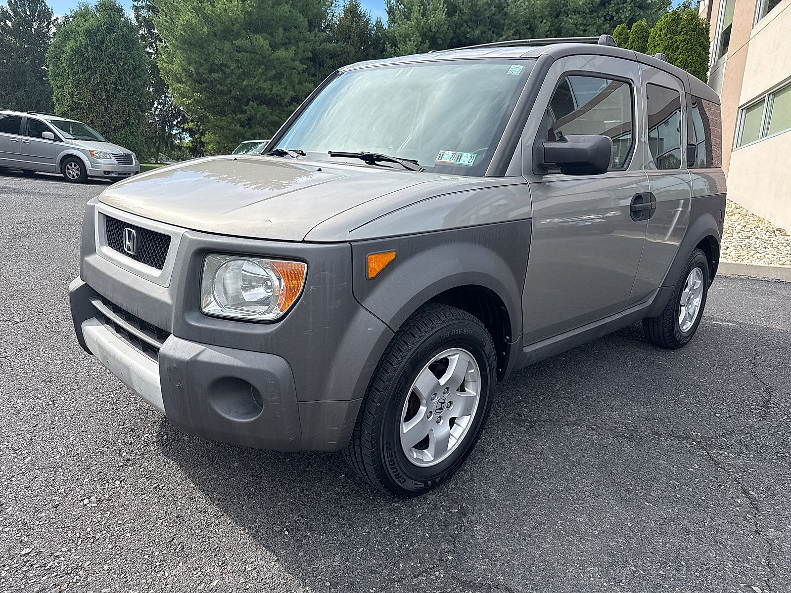 Used 2004 Honda Element EX image 12