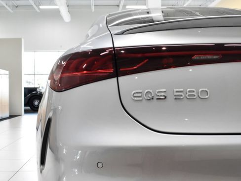 Used 2023 Mercedes-Benz EQS 580 4MATIC Sedan image 14