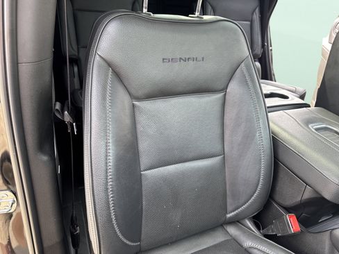 Used 2022 GMC Yukon Denali image 77